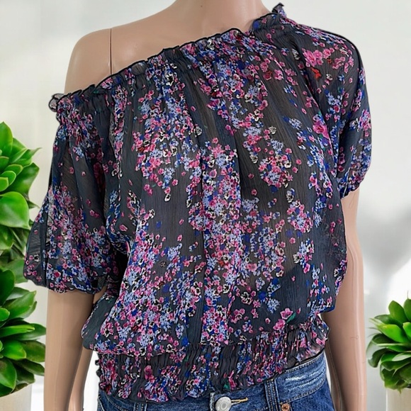Fire Los Angeles Floral Crepe Sheer Cold-Shoulder Peasant Top - Picture 4 of 16